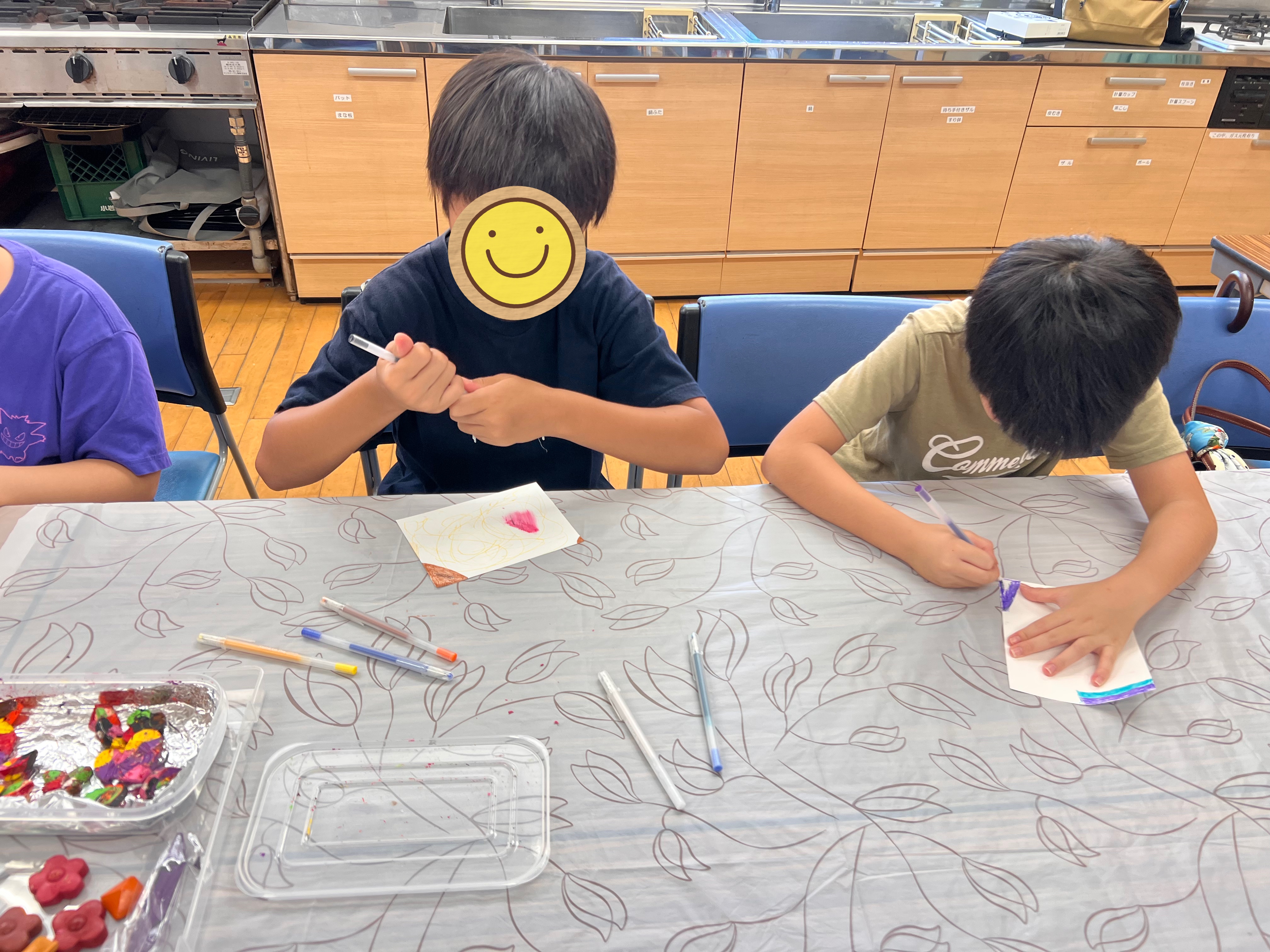 🌈コスメクレヨンで自由に描こう🌈